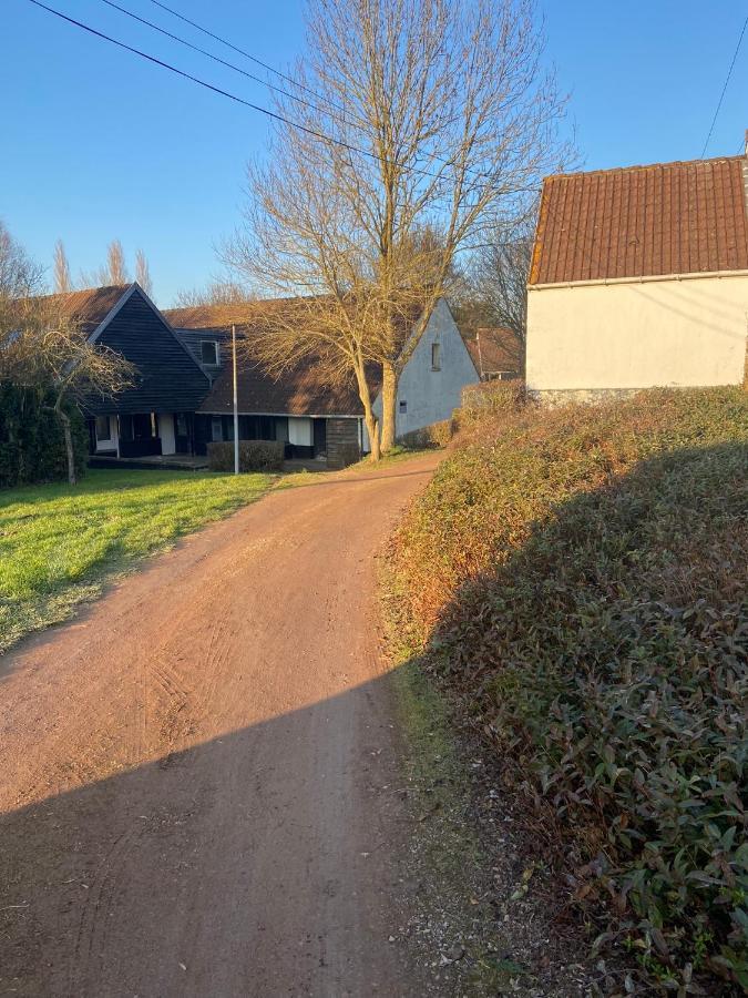 Le Cottage De L'Heron Moulle Екстер'єр фото